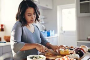 Preparing food for a healthy Crohn's diet